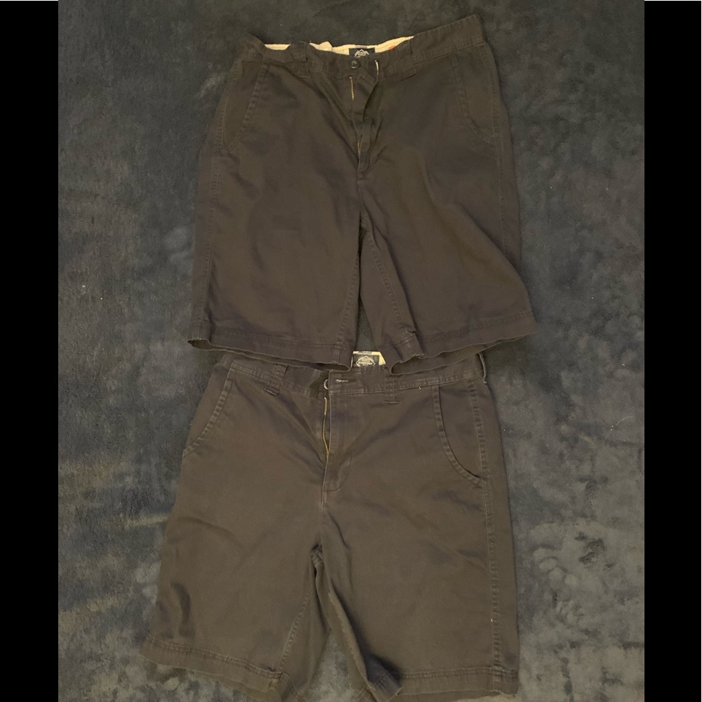 St. John’s bay khaki shorts M